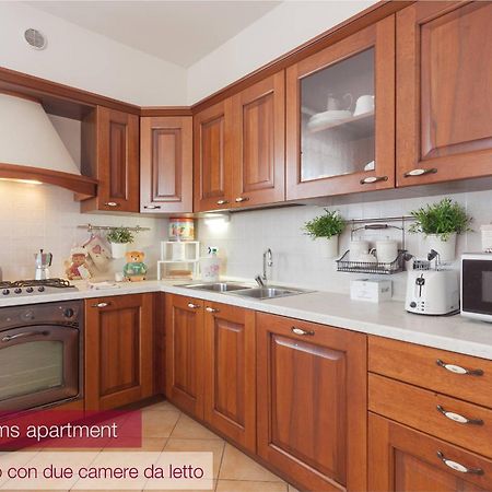 Nina Guest House Longare 객실 사진