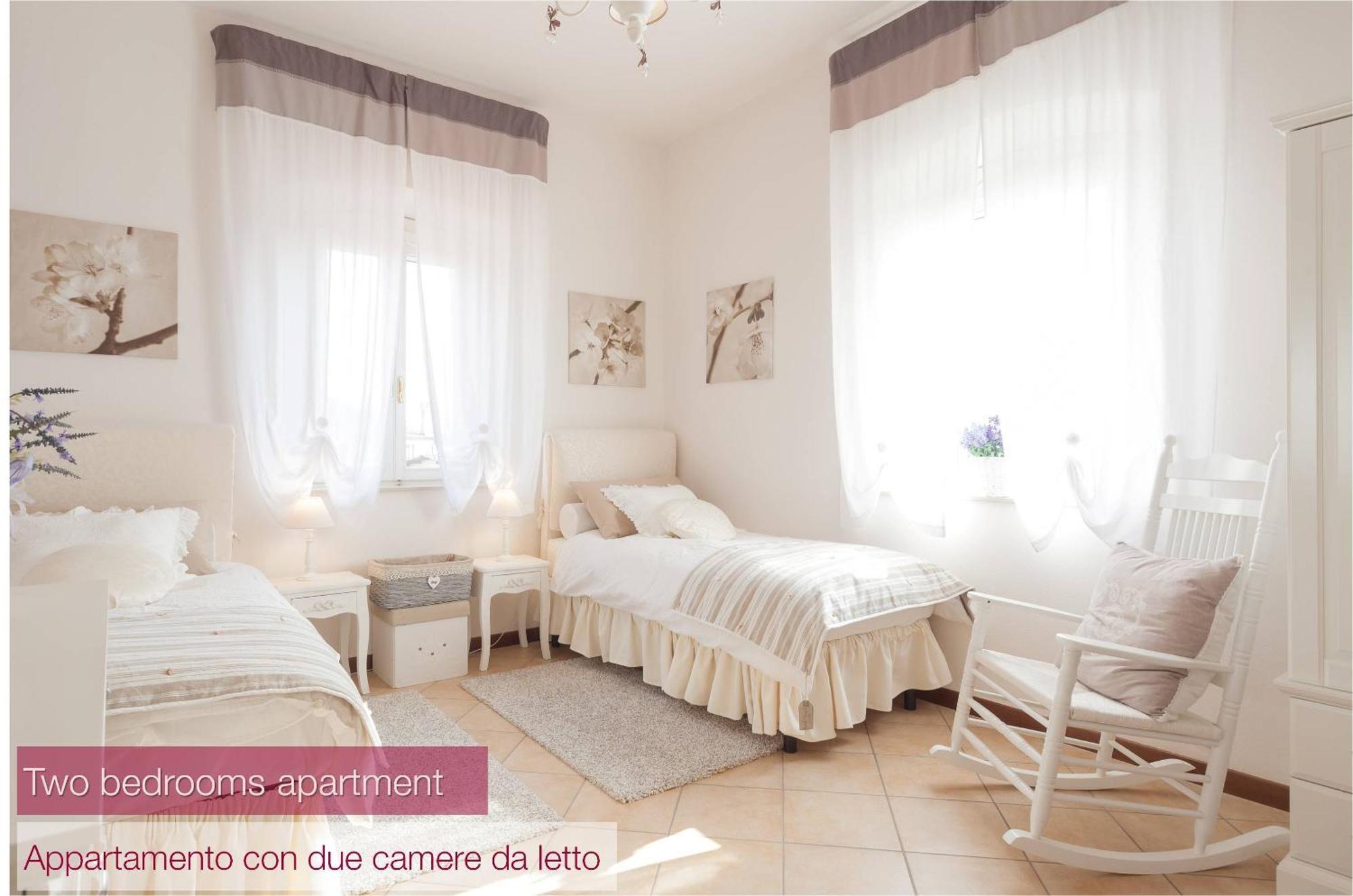 Nina Guest House Longare 객실 사진