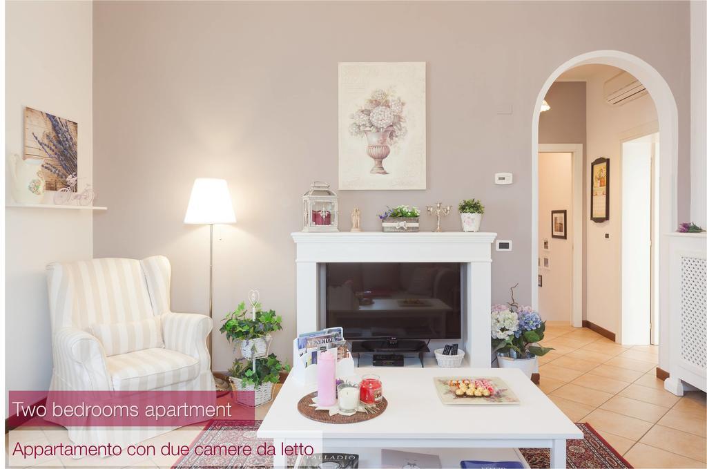 Nina Guest House Longare 객실 사진