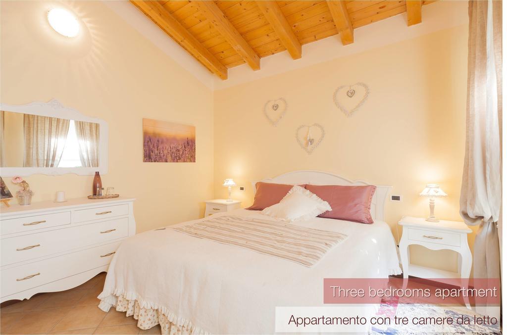 Nina Guest House Longare 객실 사진