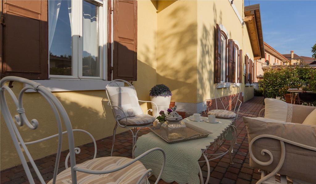Nina Guest House Longare 외부 사진